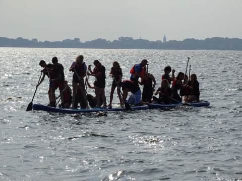 Jongeren uitgedaagd tijdens Watersportspektakel in Waterland