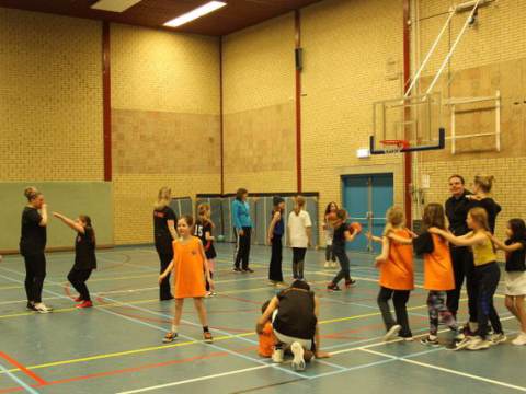 Sjoerd Veenstra koninklijk onderscheiden voor vrijwilligerswerk basketbal