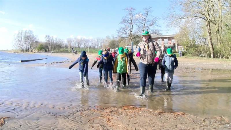 Scoutinggroep Waterland trotseert de elementen