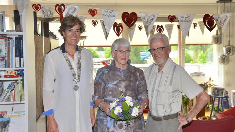 Echtpaar Verweij-Bisschop Boele 60 jaar getrouwd
