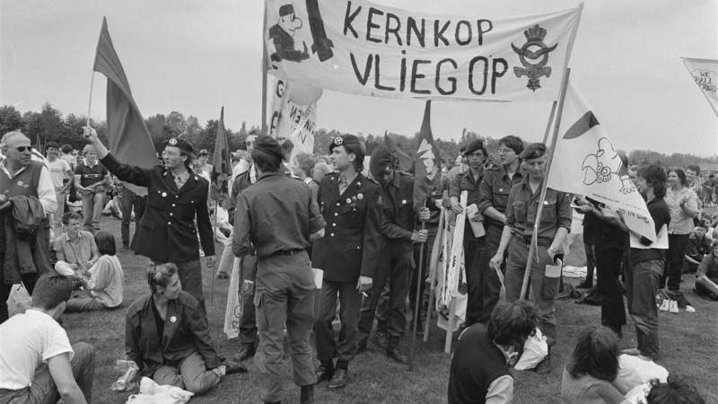 Publiekscampagne roept Nederlanders op verhalen van de Koude Oorlog te delen