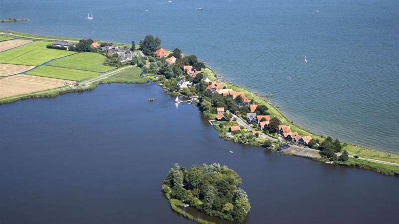ONGEZOUTEN Waterland strijkt 28 juni neer in Uitdam