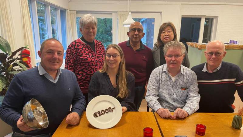 Rotary Monnickendam schenkt € 2.000,- aan ouderenlunches in De Bolder