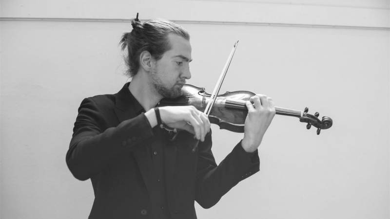 Nieuwjaarsconcert met Bach op viool in Kerk Zuiderwoude