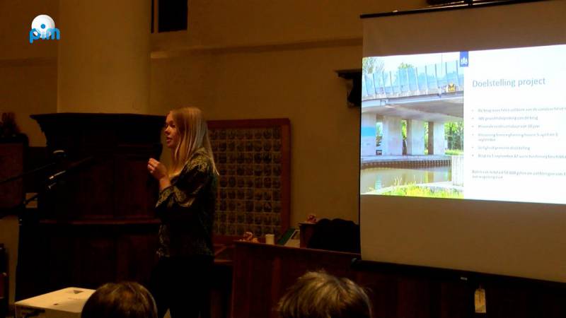 Informatieavond Rijkswaterstaat over vervanging brug A7 redelijk bezocht