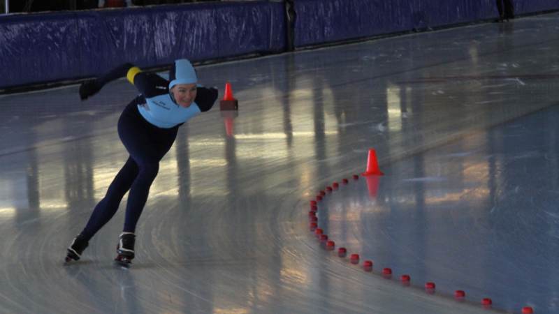 Mooie afsluiting van een topseizoen voor schaatsster Erica Della Guardia-de Jong