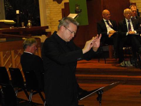 Marker Mannenkoor viert 45ste verjaardag met concert in Patmoskerk