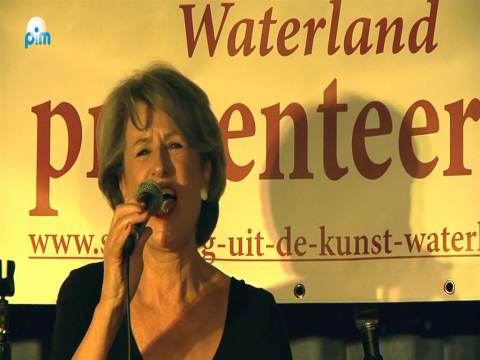 Soewi Tuast wint 19e editie Senioren Songfestival Waterland