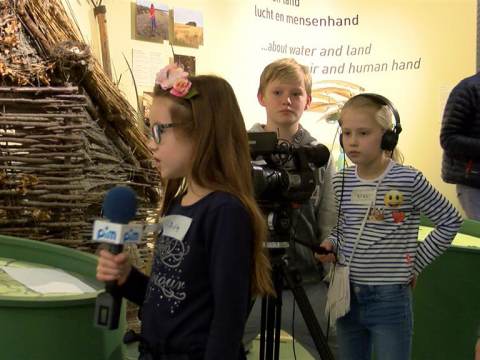 Kinderen genieten van workshop televisie maken in De Speeltoren