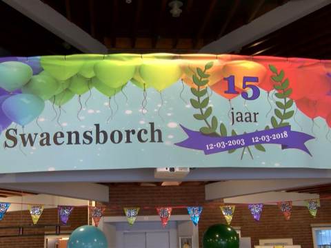 Swaensborch viert feest en neemt Het Middelpunt in gebruik