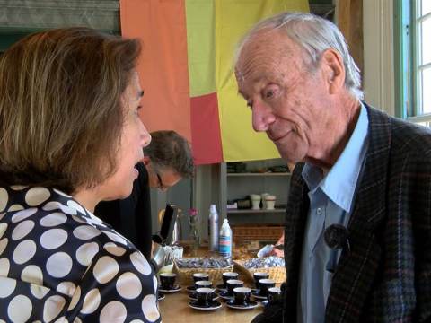 Verrassingsfeest ter gelegenheid van 90e verjaardag Herman van Elteren