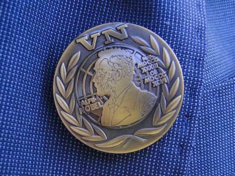 Twee Waterlandse veteranen onderscheiden met draaginsigne ‘Nobelprijs VN-militairen´
