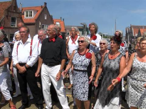 Het Nieuwendammer Shantykoor wint voor de 2e keer het Meezingfestival Monnickendam
