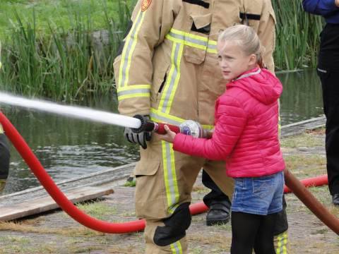 Brandweer Marken organiseert Kinderspelen tijdens 47e Nationale Brandweerdag