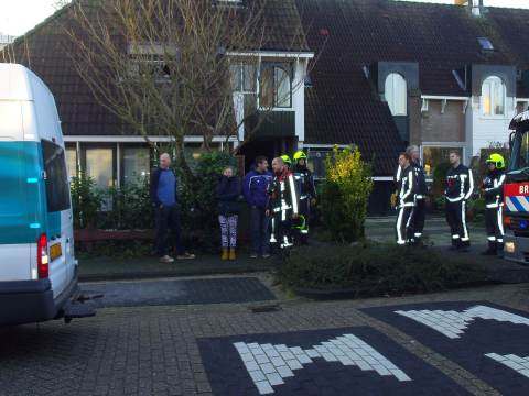 Brandweer uitgerukt voor gaslek aan Rielant in Monnickendam