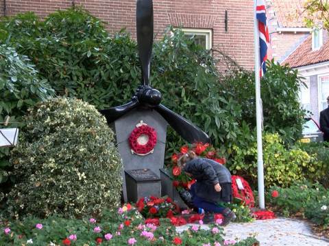 Remembrance Day in Monnickendam weer heel eerbiedwaardig