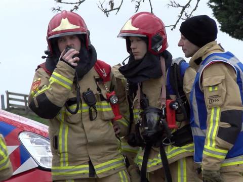 Brandweerspektakel tijdens Muus Tromp bokaal in Broek in Waterland