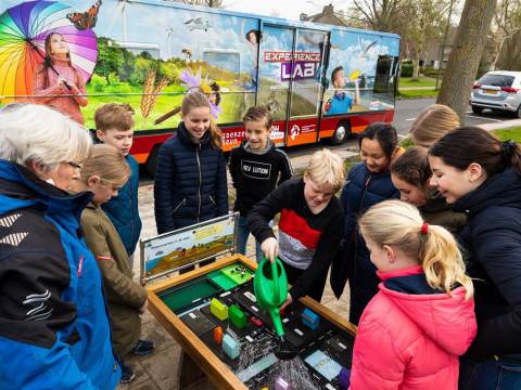 Klimaatbus toert langs Noord-Hollandse scholen