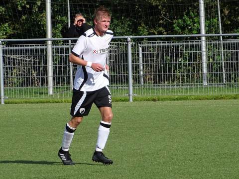 Monnickendam wint met 3-0 van SV Marken in Districtsbeker
