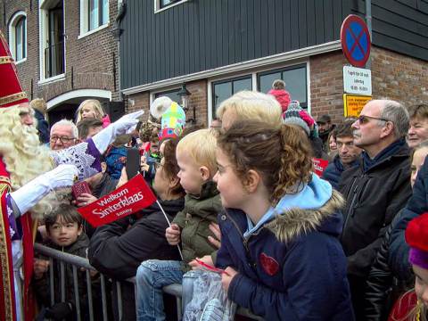 Sinterklaas is weer in Monnickendam aangekomen