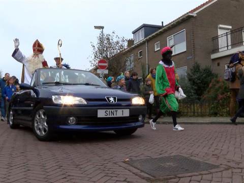 Sinterklaas ook veilig in Ilpendam aangekomen