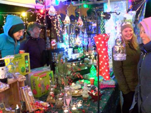Wederom oergezellige Kerstmarkt in Ilpendam