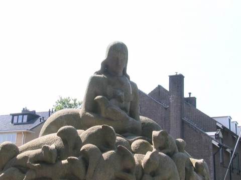 Monnickendammer Joost Schrickx maakt film over Hildo Krop, stadsbeeldhouwer van Amsterdam