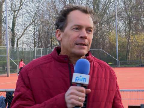 Splinternieuwe tennisbanen bij de Tennisclub Monnickendam