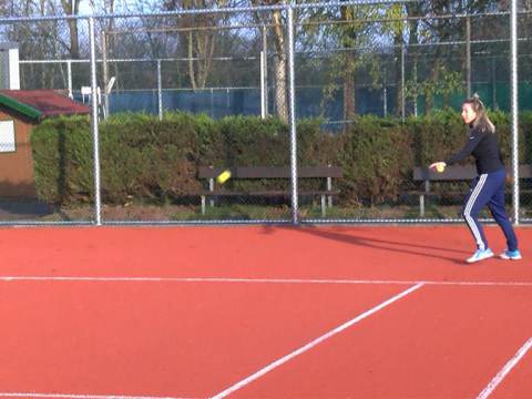 Splinternieuwe tennisbanen bij de Tennisclub Monnickendam