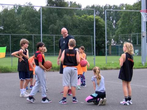 Handbalvereniging Monnickendam en Basketbalvereniging The Monks vieren 50-jarig bestaan