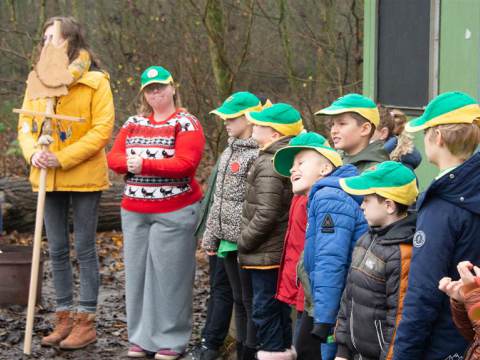 Scoutinggroep Waterland viert kerst met Vredeslicht uit Bethlehem