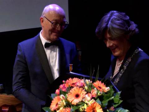 Leider Dutch Swing College Band ontvangt Koninklijke onderscheiding