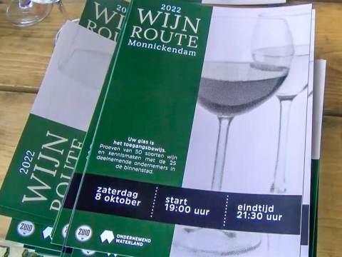 Lange rij voor een glas voor de Wijnroute 2022