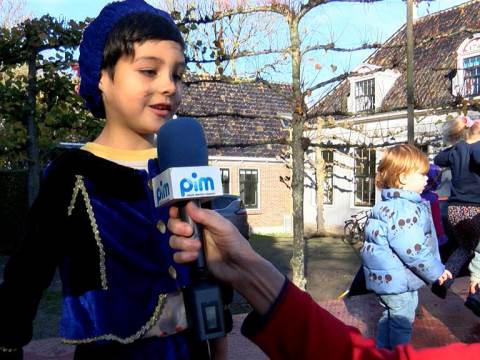 Sinterklaas roept Broek in Waterland uit tot mooiste dorp