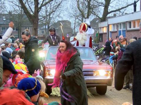 Sinterklaas en de burgemeester op De Havenrakkers