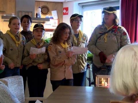 Scoutinggroep Waterland brengt Vredeslicht naar Waterland toe