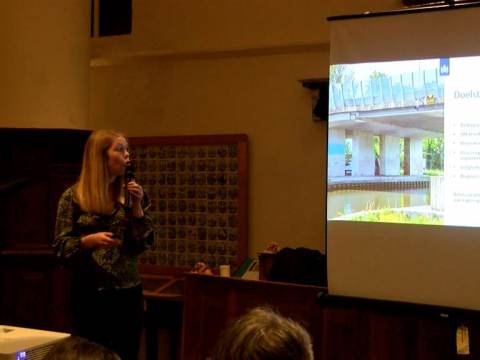 Informatieavond Rijkswaterstaat over vervanging brug A7 redelijk bezocht
